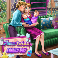 Anna Twins Family Day